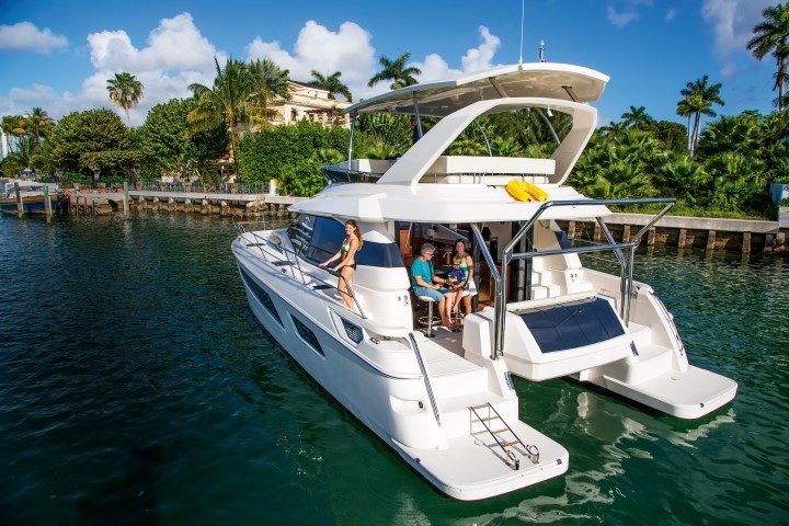 Marine Max Charter 443 running and lifestyle in Miami, FL.